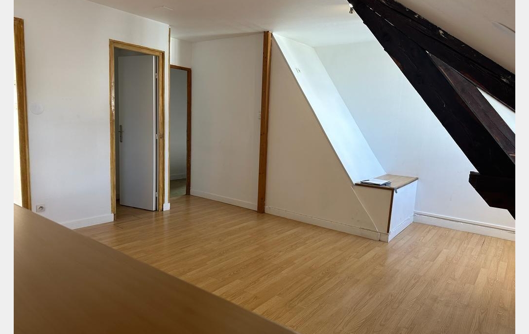 Annonces NEVERS : Appartement | NEVERS (58000) | 39 m2 | 550 € 